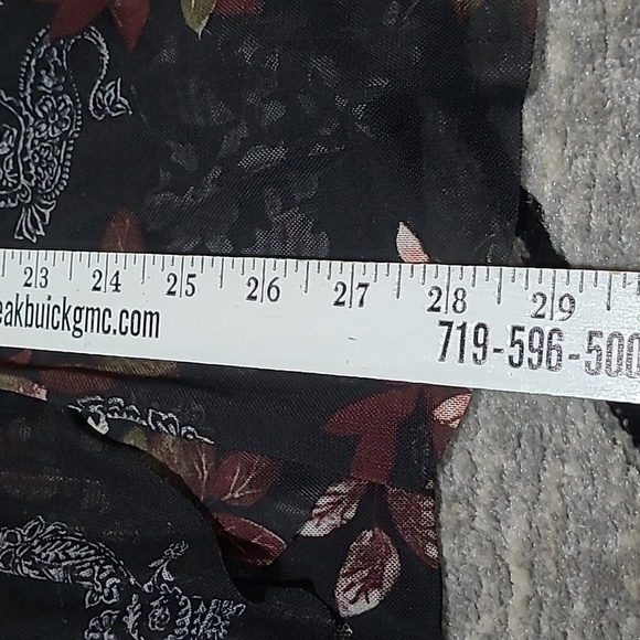 GIMMICKS BY BKE FLORAL DESIGN MESH OPEN SHOULDER V-NECK CROCHET DETAILS BLOUSE - Picture 9 of 12